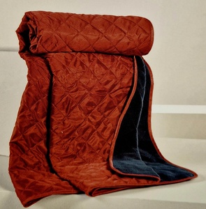 100% poliestera gultas pārklājs/plānā termosega 145x200 cm RŪSGANBRŪNS- 23634
