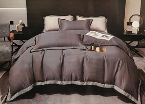 100% mikrošķiedras gultas veļas kompl. AR DEKORATĪVU MALU 200x220 cm TUMŠPELĒKS- 22887
