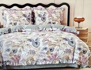 100% mikrošķiedras gultas veļas kompl. AR VOLĀNIEM 200x220 cm- 22891