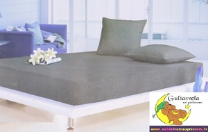 100% kokvilnas (satīna) palags ar gumiju 140x200 cm PELĒKS- 15044