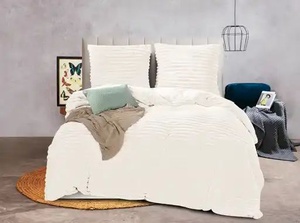 100% mikrošķiedras (plīša) LĪNIJU gultas veļas kompl. 200x200 cm BALTS- 22510