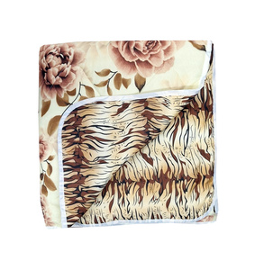 100% poliestera plānā sega 150x200 cm- 22288