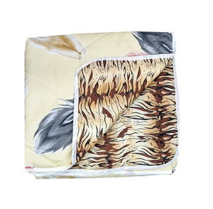 100% poliestera plānā sega 150x200 cm- 22289