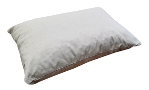 100% poliestera bumbinu pildījuma viskoelastīgs spilvens 70x70 cm PELĒKS- 22904