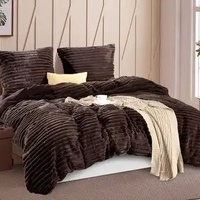 100% mikrošķiedras (plīša) LĪNIJU gultas veļas kompl. 200x200 cm TUMŠBRŪNS- 22511